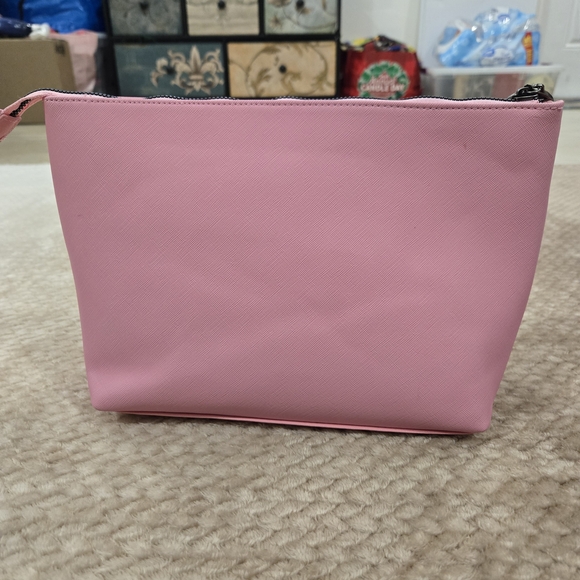 Ed Hardy Pink Skull & Cross Cosmetic Bag – New With Tag - Picture 4 of 10